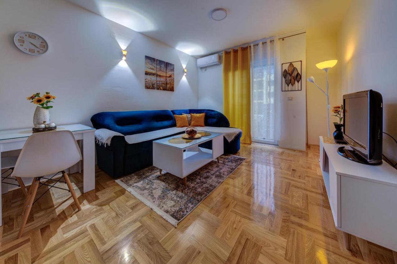 Makao Apartment *