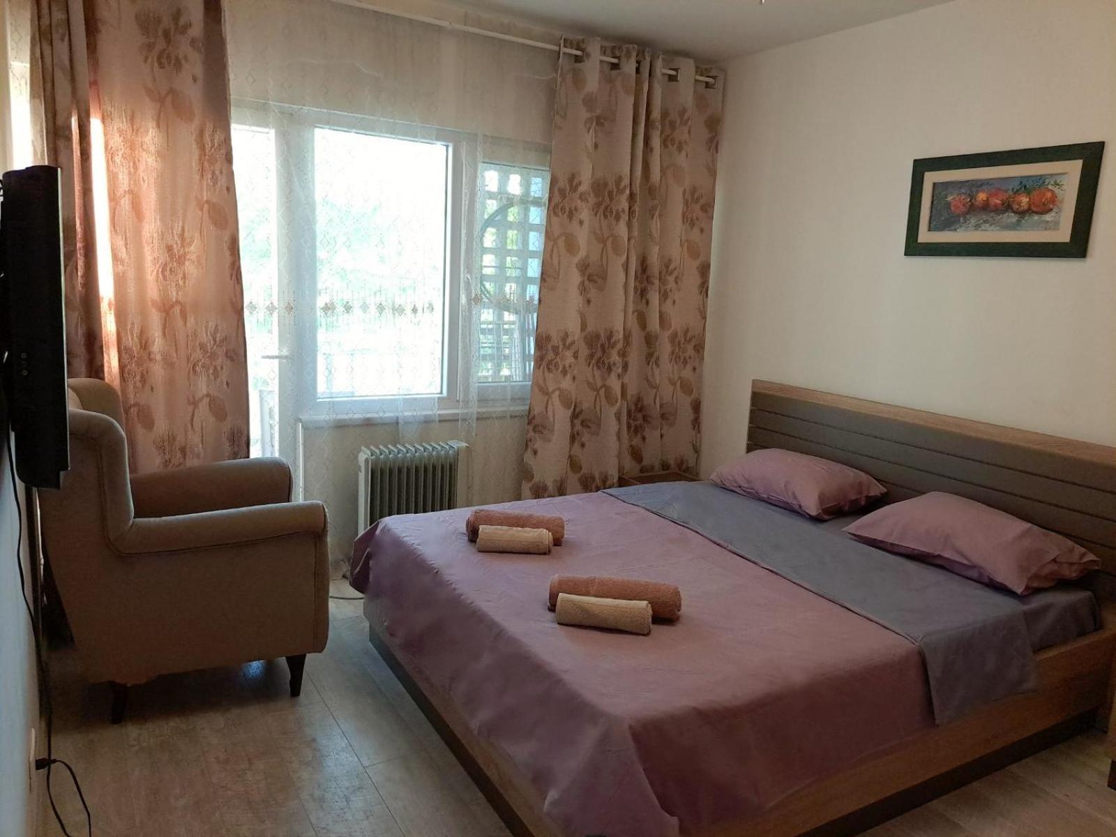 Cosy Flat In The Centre, Near The Bus And Railway Station * Podgorica