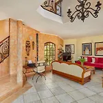 Villa Me Gusto With Sea View & Pool