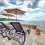 Sveti Luka Apartments