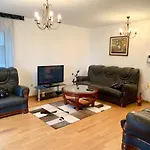 Gold Apartment Petrovac