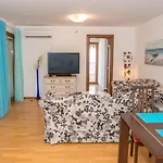 Apartment Elena Petrovac