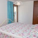 Apartment Elena Petrovac