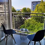 VI Studio City Center 2Min To Sea