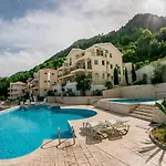 Wonderful 2 Bedroom With Beautiful Views Apartments In Kotor Vista