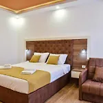 Heaven Lux Ulcinj