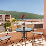 Apartments Ruzmarin