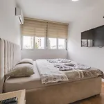 Renta Stan Apartman Odmor
