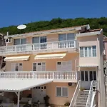 R&S Apartments