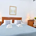 Rooms And Apartments Nikolic