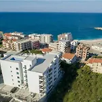 Nur Apartment
