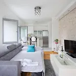 City Center Lux Apartment