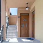 Villa Lara