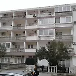Apartman Sutomore