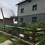 Underwoods Zabljak Guesthouse