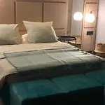 Le Petit Bonheur