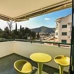 Jolly Apartments