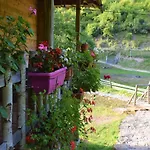 Hotel Oka I Po