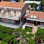 Apartments Nikola