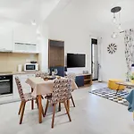 Ell Star Apartment