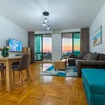 Apartment Hanja