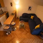 Cushy Apartment Close To City Centre