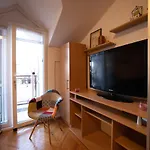 Cushy Apartment Close To City Centre