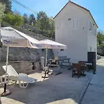 Porto Njegusi A1