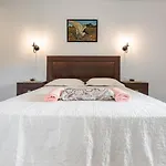Apartments And Spa Miona