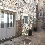 Sambra Old Town Apartment