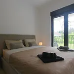Cozy One Bedroom Apartment In Tivat