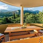 Stunning Apartment In Herceg Novi With Kitchen