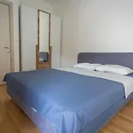 Blue Moon Apartment