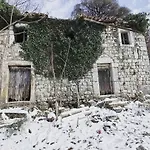 Dika Apartment