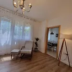 Golden Fields Apartment Near The Old Town