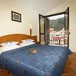 Apartments Perovic