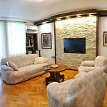 Promenade Suite