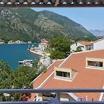 Apartment Plagenti With Sea View