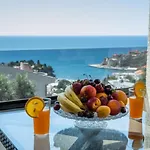Golden Apartments