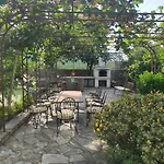 Leisure House Jovovic