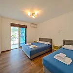 Apartment Plavo Nebo