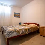 Ana Apartment