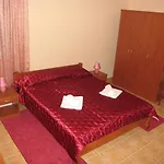 Villa Laguna
