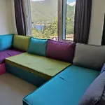 Montenegro Colors Kamenari