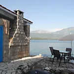 Beachfront Villa Kakrc