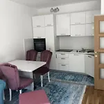 Kenza Jednosobni Stanovi