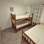 1-Bedroom Apartment With 3 Beds + Private Parking