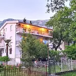 Apartment Folic Sutomore