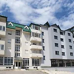 Lux Deluxe Apartment