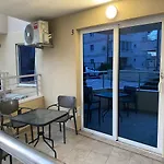 Deluxe Pool Apartment 3